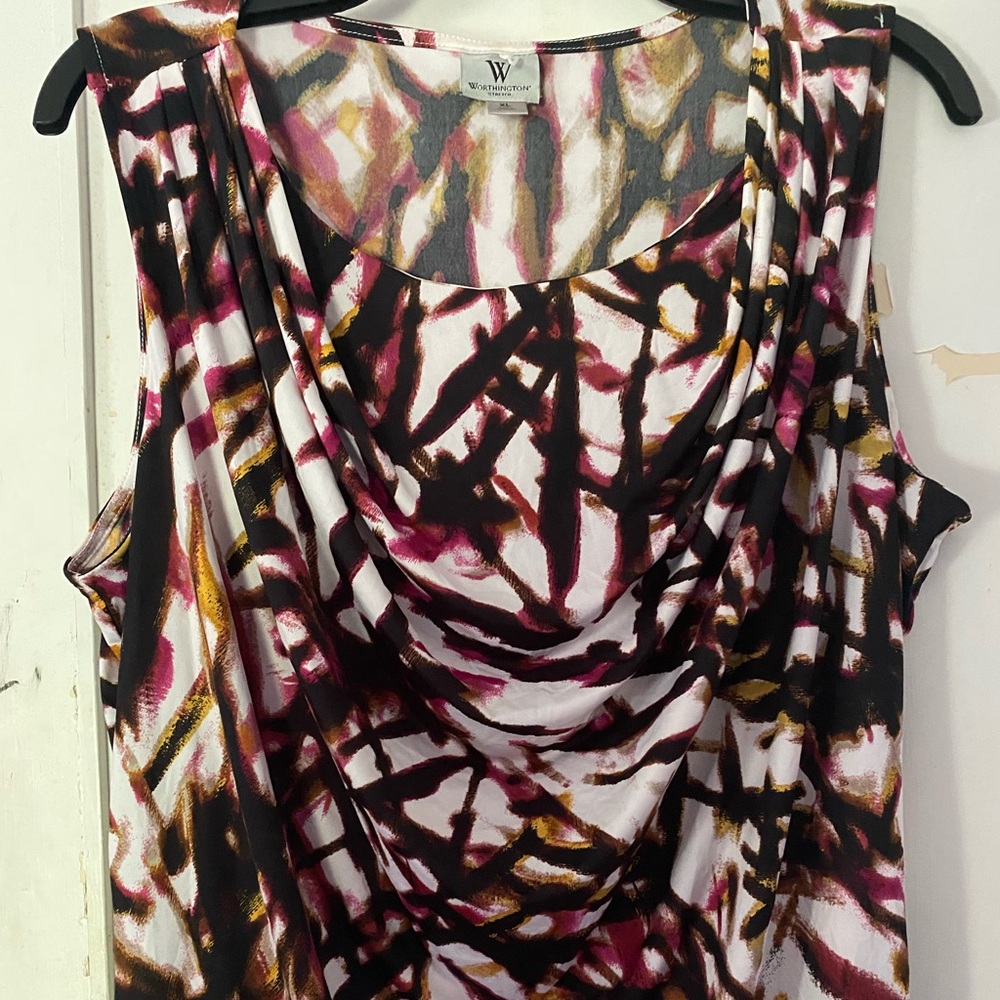 Women’s tank style blouse